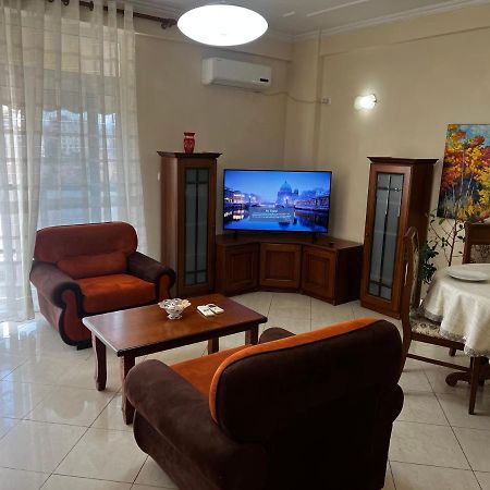 City Central Apartment 2 Tirana Kültér fotó