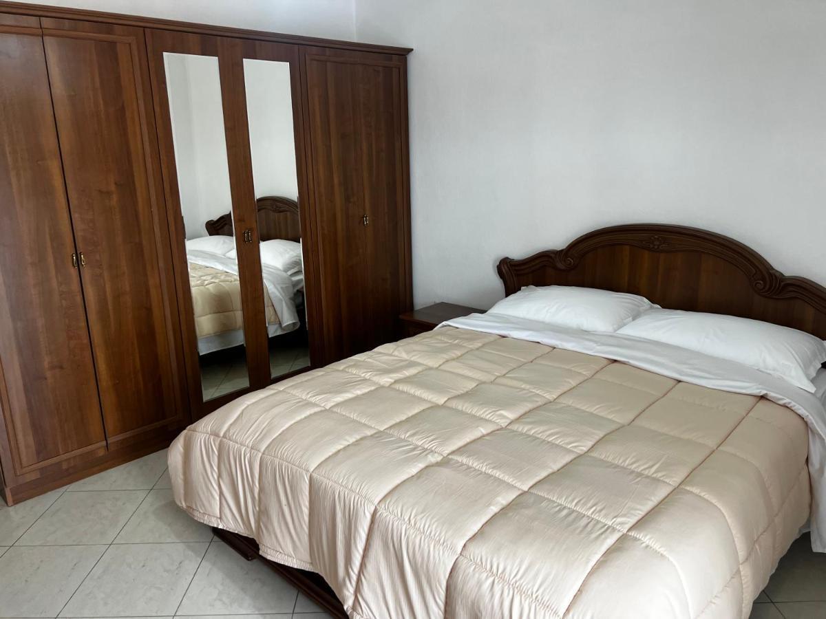 City Central Apartment 2 Tirana Kültér fotó